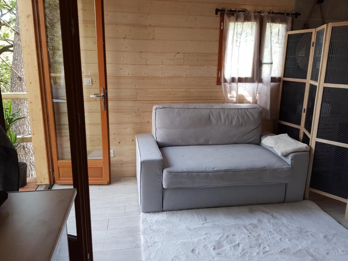 Cabane Dans Les Arbres "La Kaz Aux Cigales" Cuers Bagian luar foto